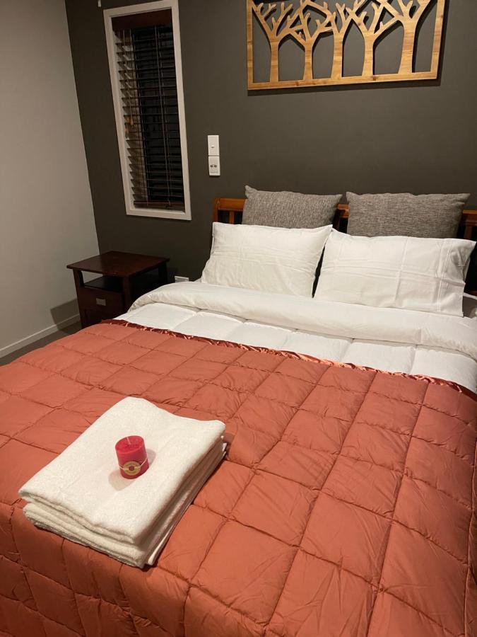 Ruth'S House Homestay Master Room With Private Shower And Toilet 오클랜드 외부 사진